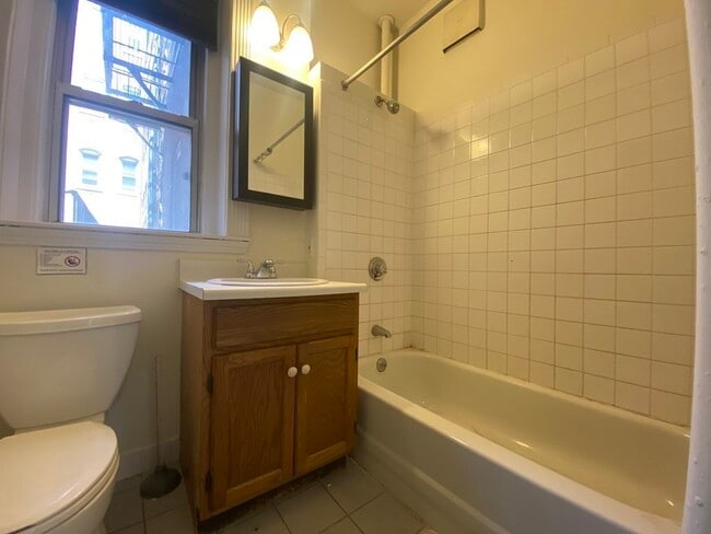 Building Photo - 335 Huntington Ave