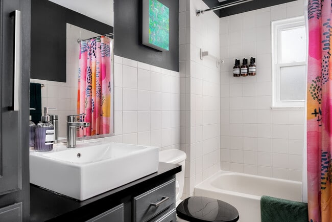 Building Photo - 4939 17th Rd N