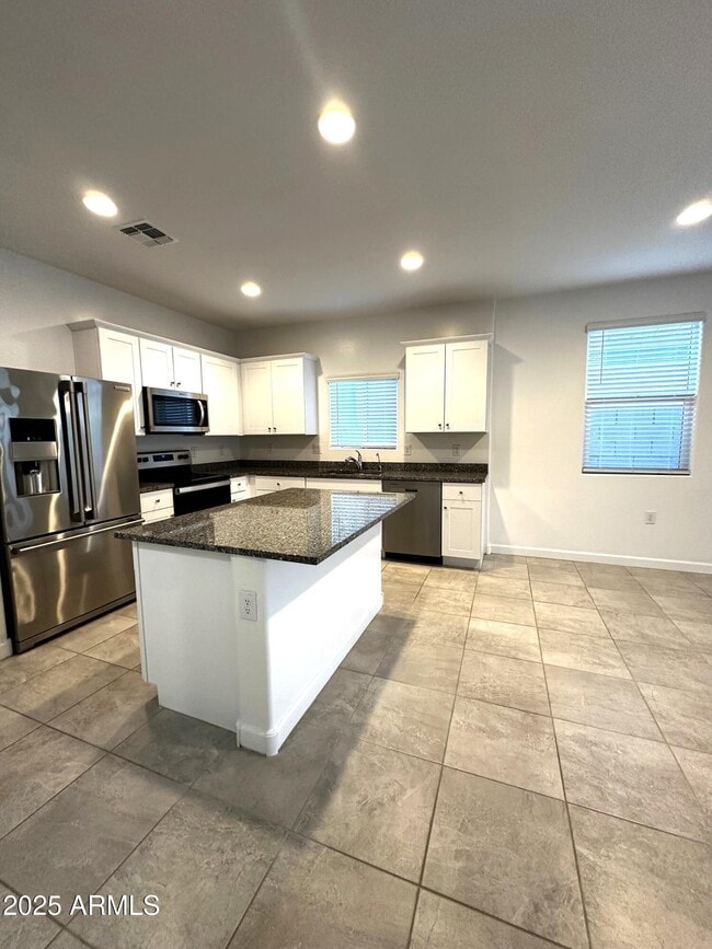 Building Photo - 3241 W Shanley Ave