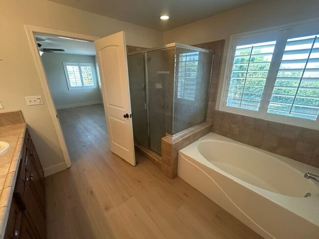 Building Photo - 2 Story house in Cul-De-Sac