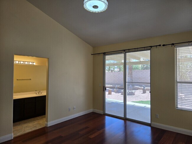 Building Photo - 8417 San Ramon Dr