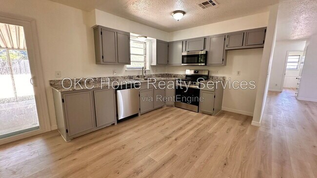 Building Photo - 4300 Bonaparte Blvd