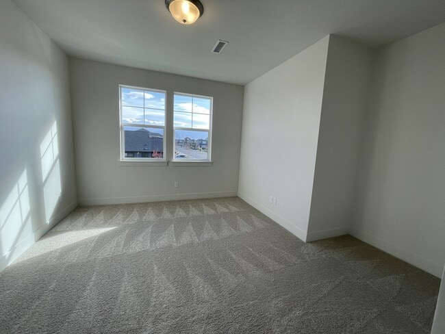 Building Photo - Beautiful 4 Bedroom, 3.5 Bathroom Home in Prescott Ranch!