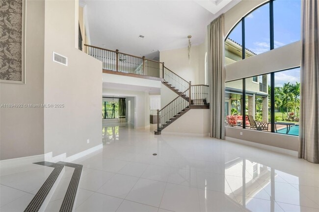 Building Photo - 16796 Strasbourg Ln