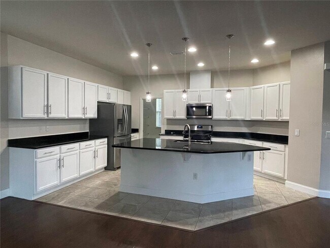 Building Photo - 14651 Bahama Swallow Boulevard