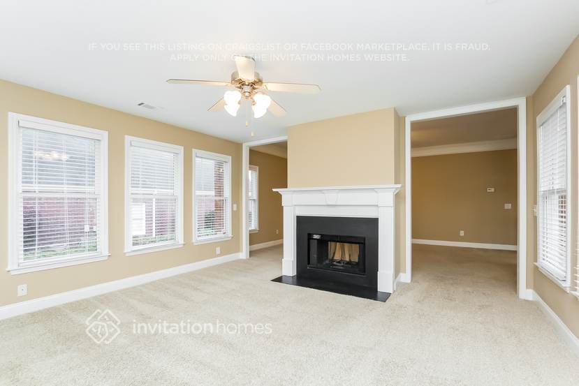 Building Photo - 1564 Fredricksberg Dr