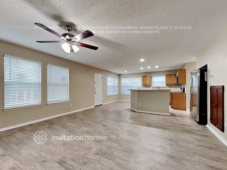 Building Photo - 2104 Wagon Wheel Trail