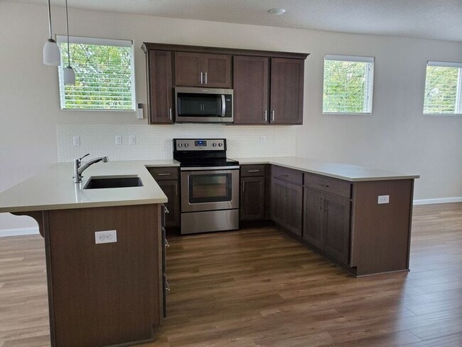 Building Photo - 16589 SW Blanton St