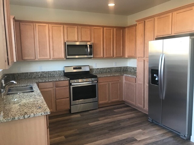 Building Photo - Brand New 3 Bedroom Townhome near UNR. ...