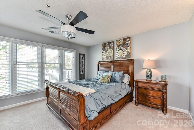Building Photo - 18557 Vineyard Point Ln