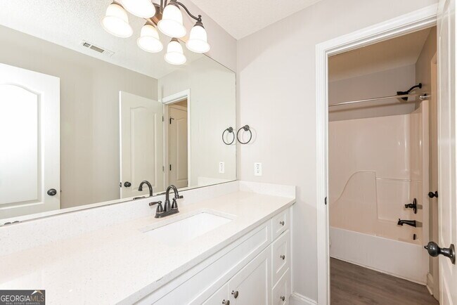 Building Photo - 3706 Weeping Way SW