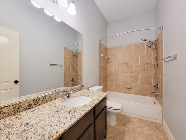 Building Photo - 106 Colina Vista Way