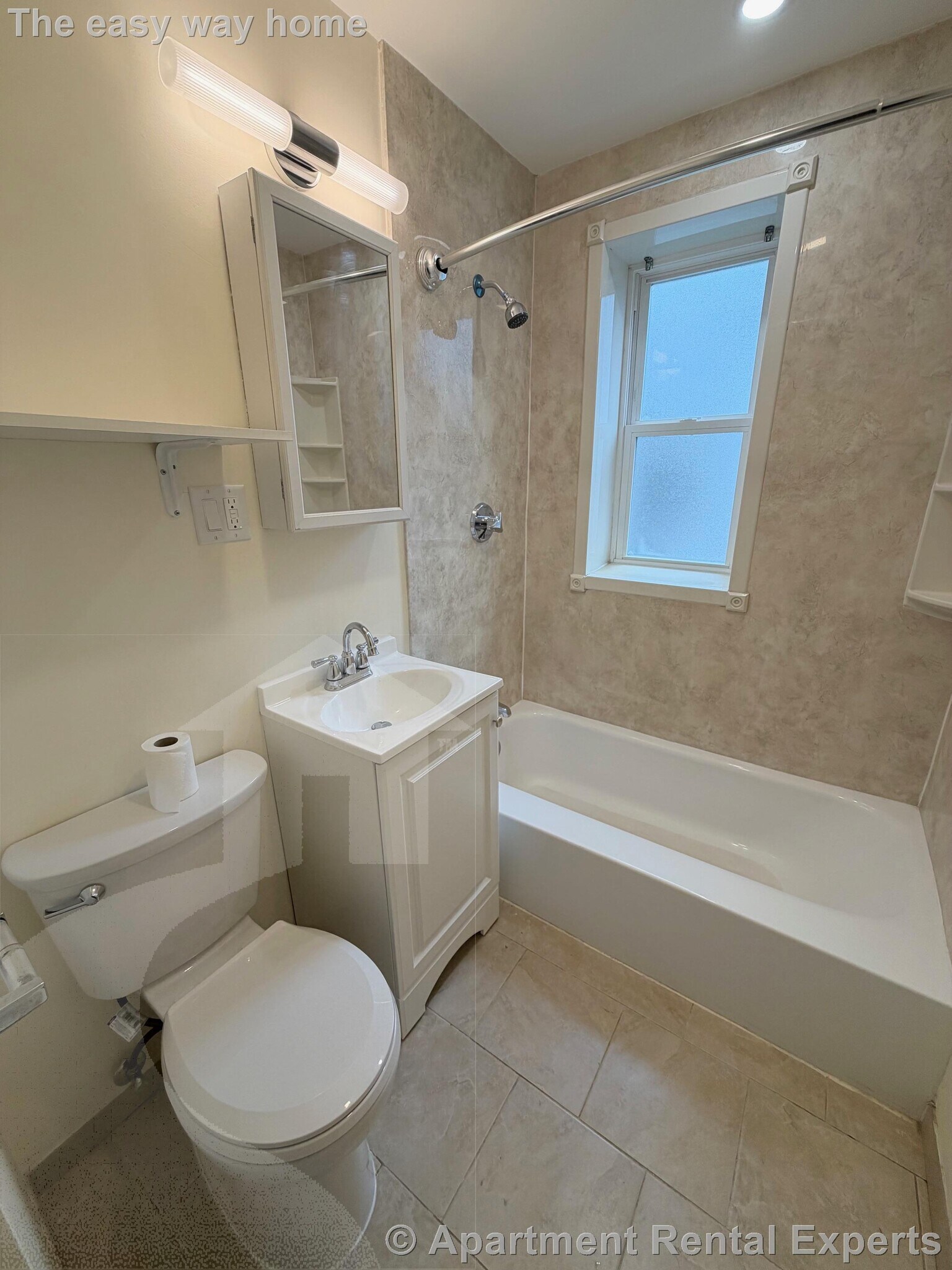 Building Photo - 104 Trowbridge St