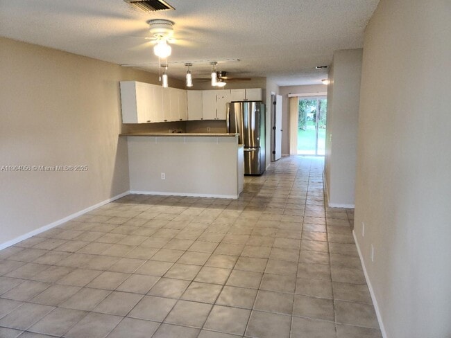 Building Photo - 395 SE Norfolk Blvd