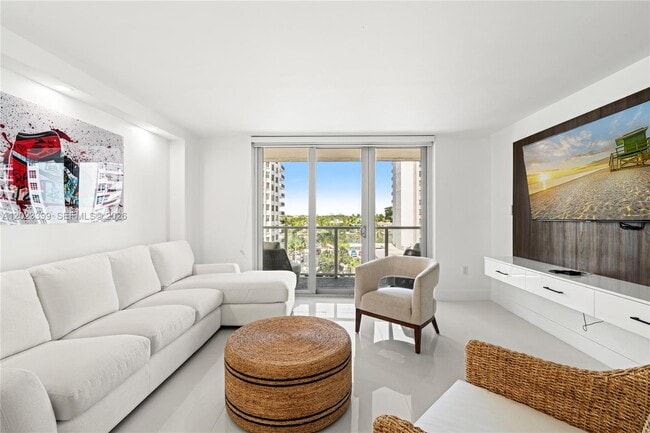 Building Photo - 5701 Collins Ave