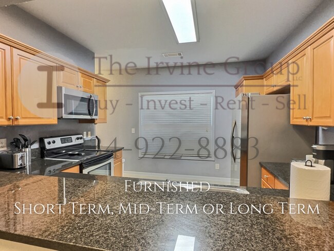 Building Photo - Fully Furnished Short, Mid and Long Term A...