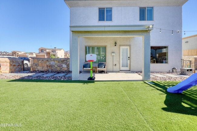 Building Photo - 2163 Enchanted Brk Dr