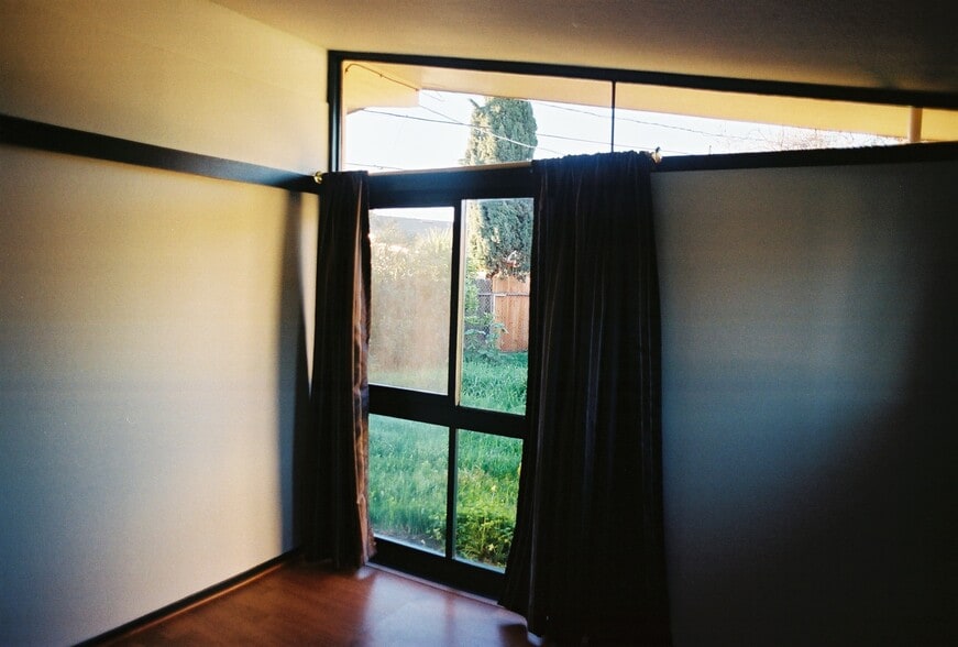 Building Photo - 111 Lorene Cir