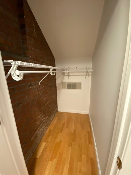 Building Photo - 2277 Massachusetts Ave