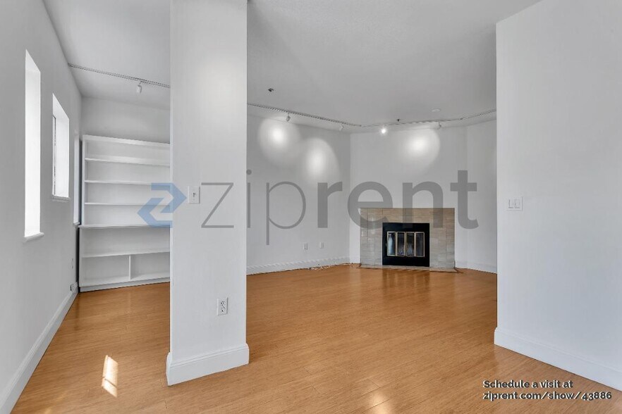 Building Photo - 1930 Eddy St