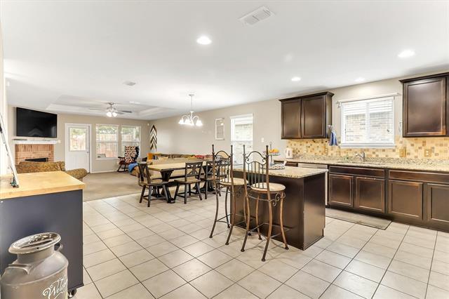 Building Photo - 1713 Megan Creek Dr