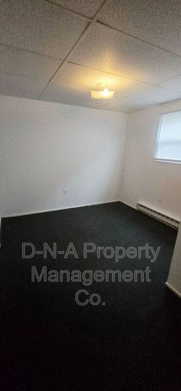 Building Photo - 103-105 S. Broadway