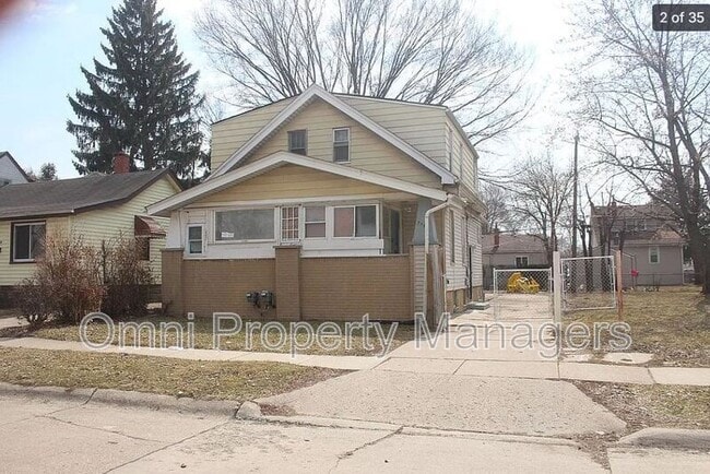Building Photo - 7568 Hudson Ave