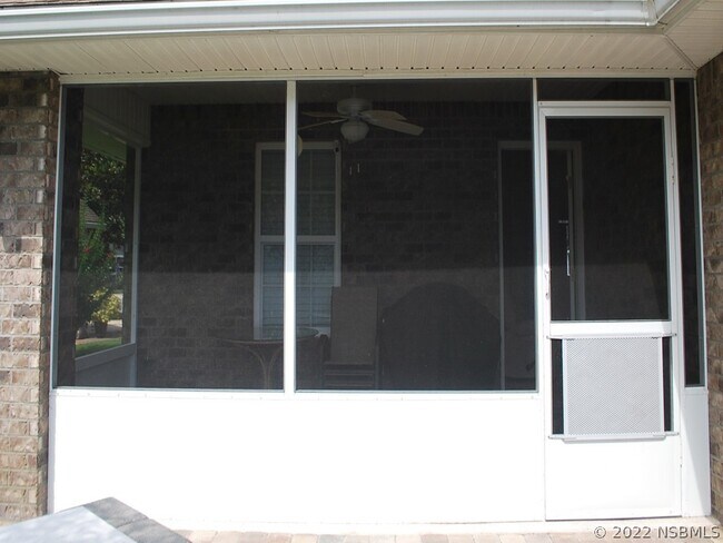 Building Photo - 621 Coral Trace Blvd
