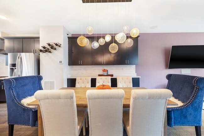 Building Photo - 84 Truman Dr