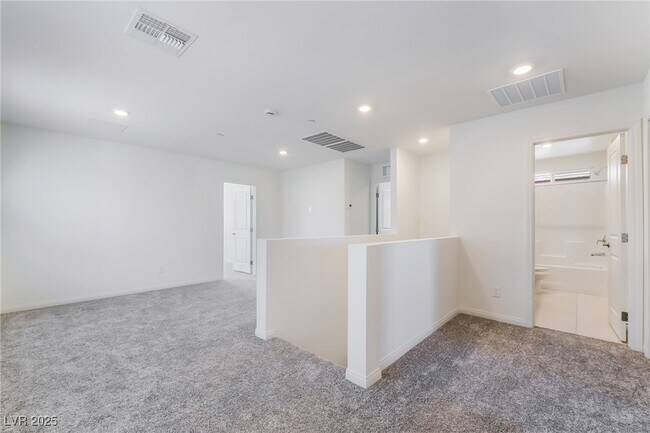 Building Photo - 2716 Tricase St