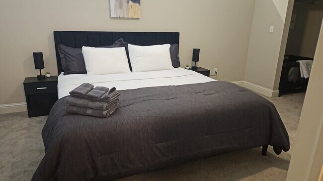 Building Photo - 110 N Boston Ave