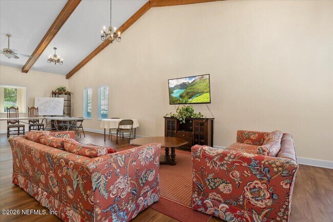 Building Photo - 8140 Sutton Pl N