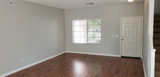 Building Photo - Stunning Estates at the Spectrum!
