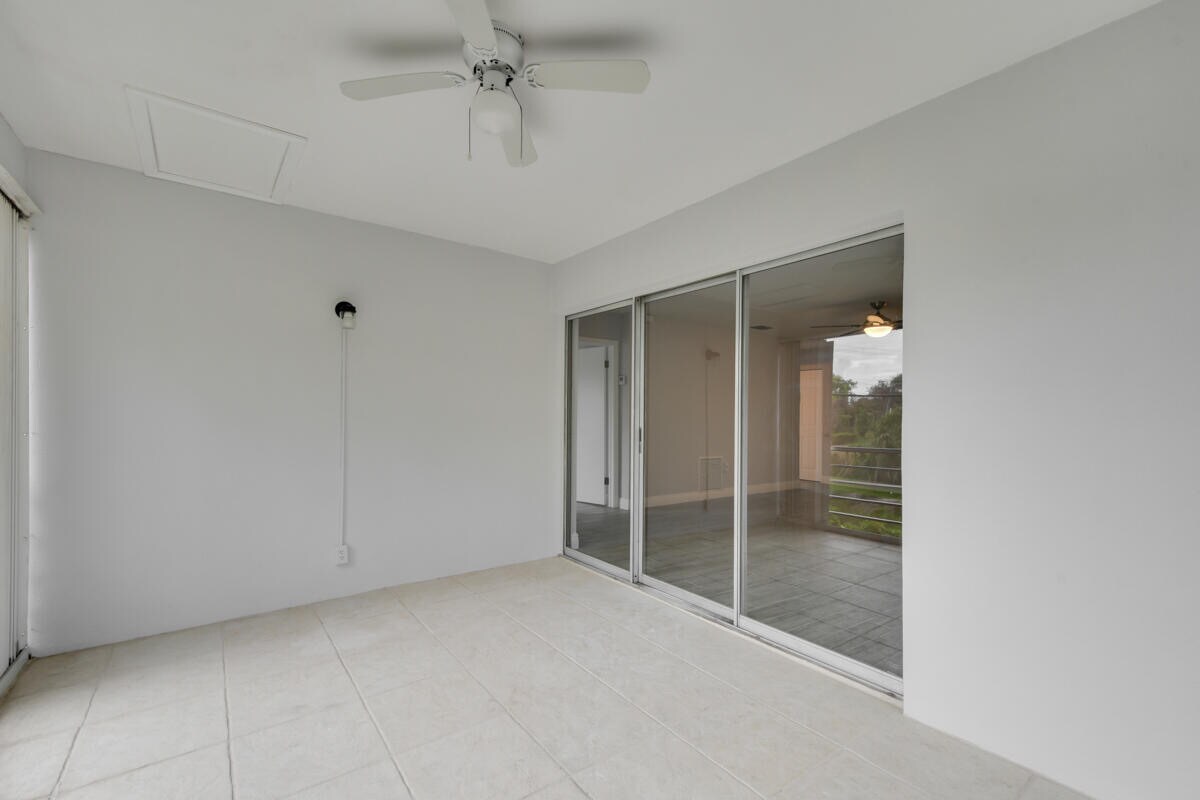 Building Photo - 12030 Alt A1a