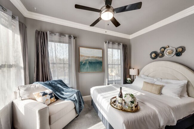 Interior Photo - The Landmark
