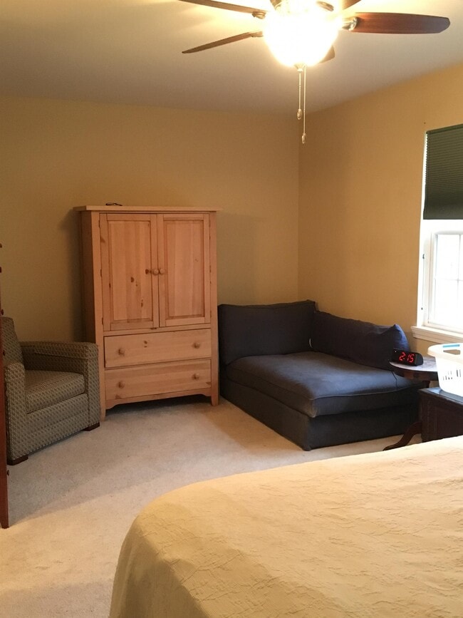 Building Photo - 4 Westfield Pl