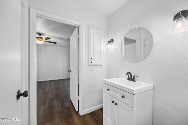 Building Photo - 12247 N Fountain Hills Blvd