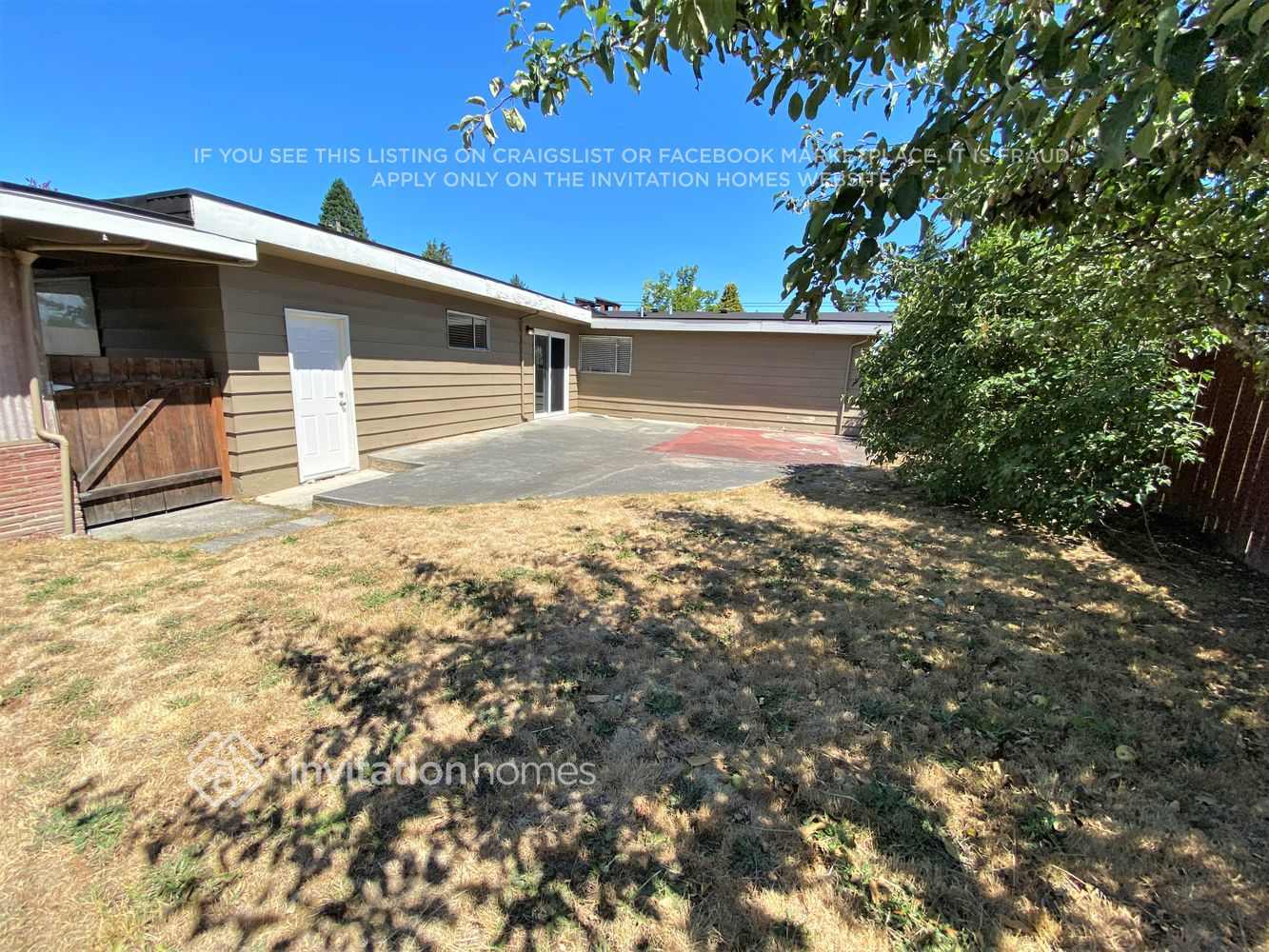 Building Photo - 1131 Lenore Dr