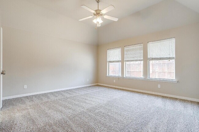 Building Photo - 3 bedroom, 2 bath Home in Coveted Aledo ISD!