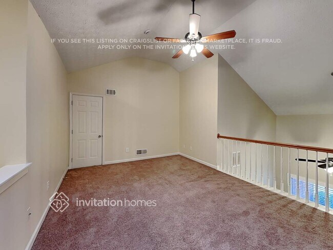 Building Photo - 740 Avening Ct