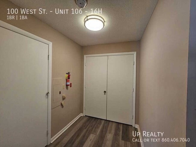 Building Photo - 100 West St