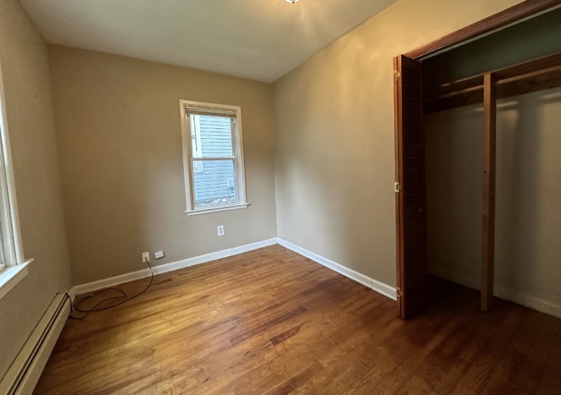 Building Photo - 71 Rowland Ave