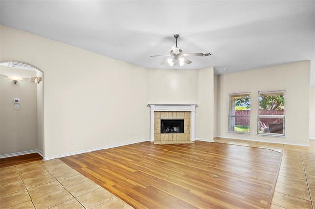 Building Photo - 8108 Twin Oaks Dr