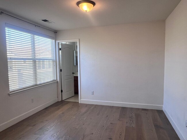 Building Photo - 20600 Murano Cir