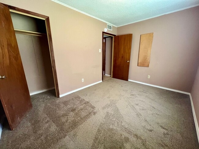 Building Photo - Cozy 3 Bedroom, 1 Bathroom Home for Rent!