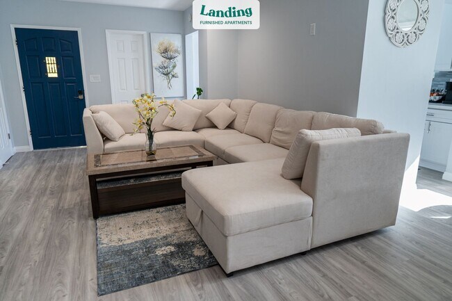 Primary Photo - 1507 S Roosevelt Ave