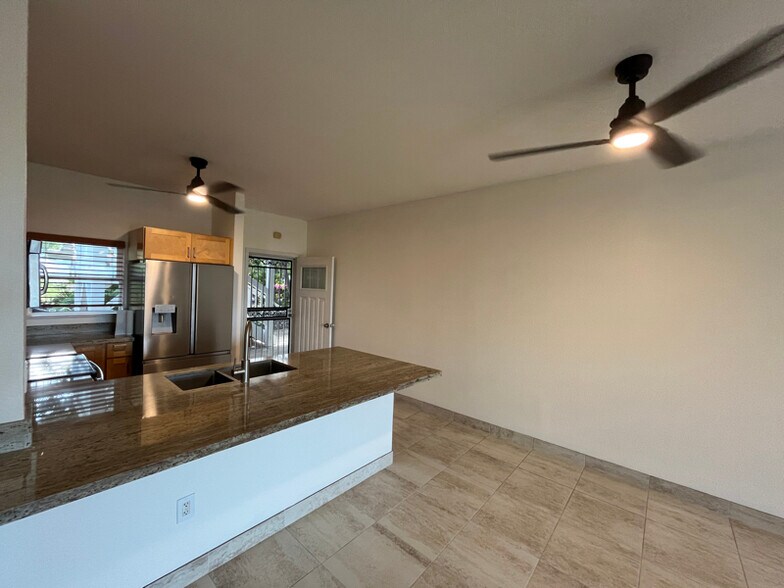 Building Photo - 73-1103-1103 Nuuanu Pl