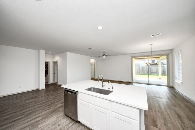 Building Photo - 3014 Jackmans Diamond