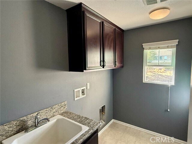 Building Photo - 26810 Sugarite Canyon Dr