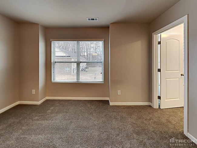 Building Photo - 2047 Aragon Lane